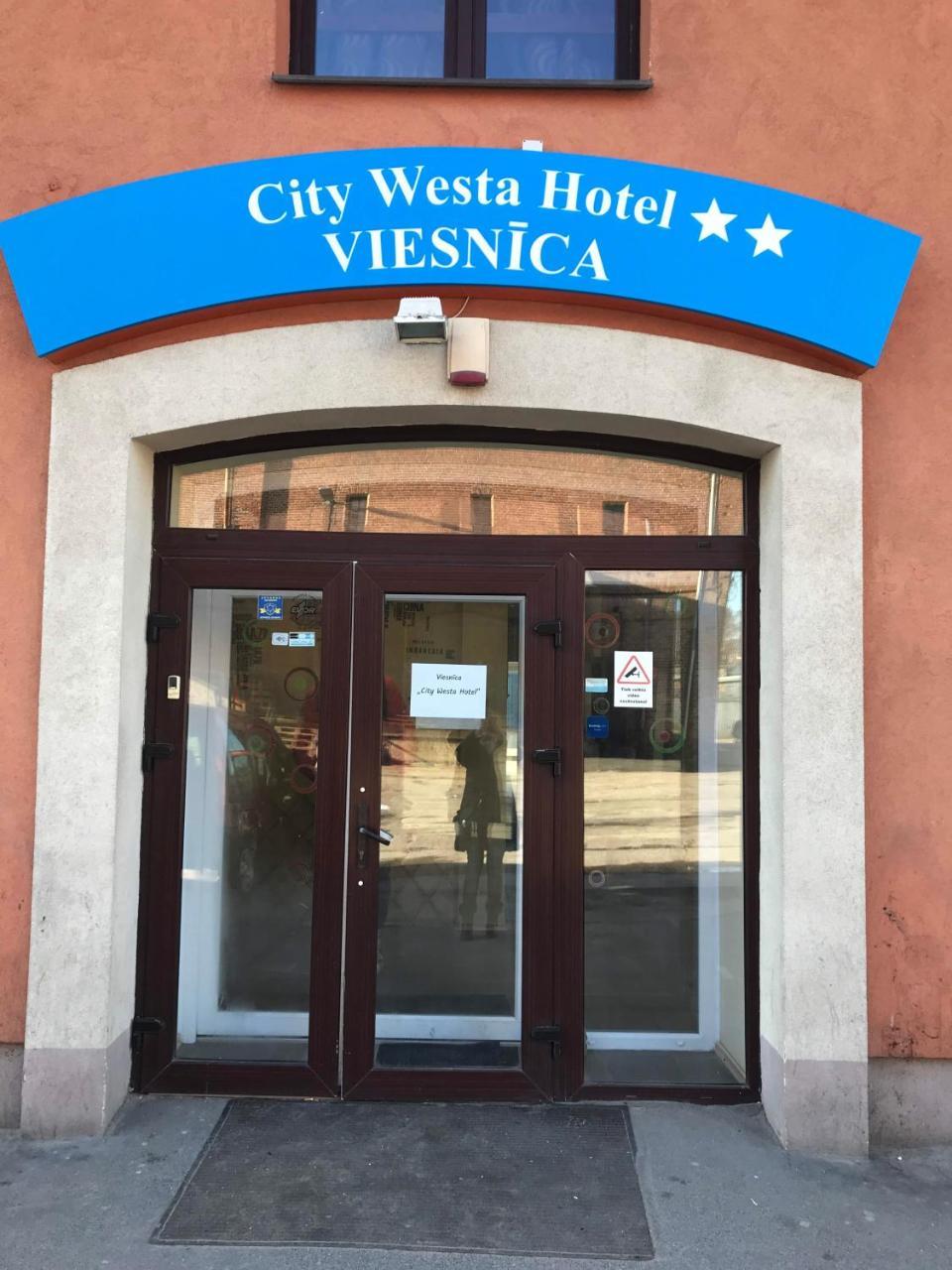 City Westa Hotel Рига Екстериор снимка