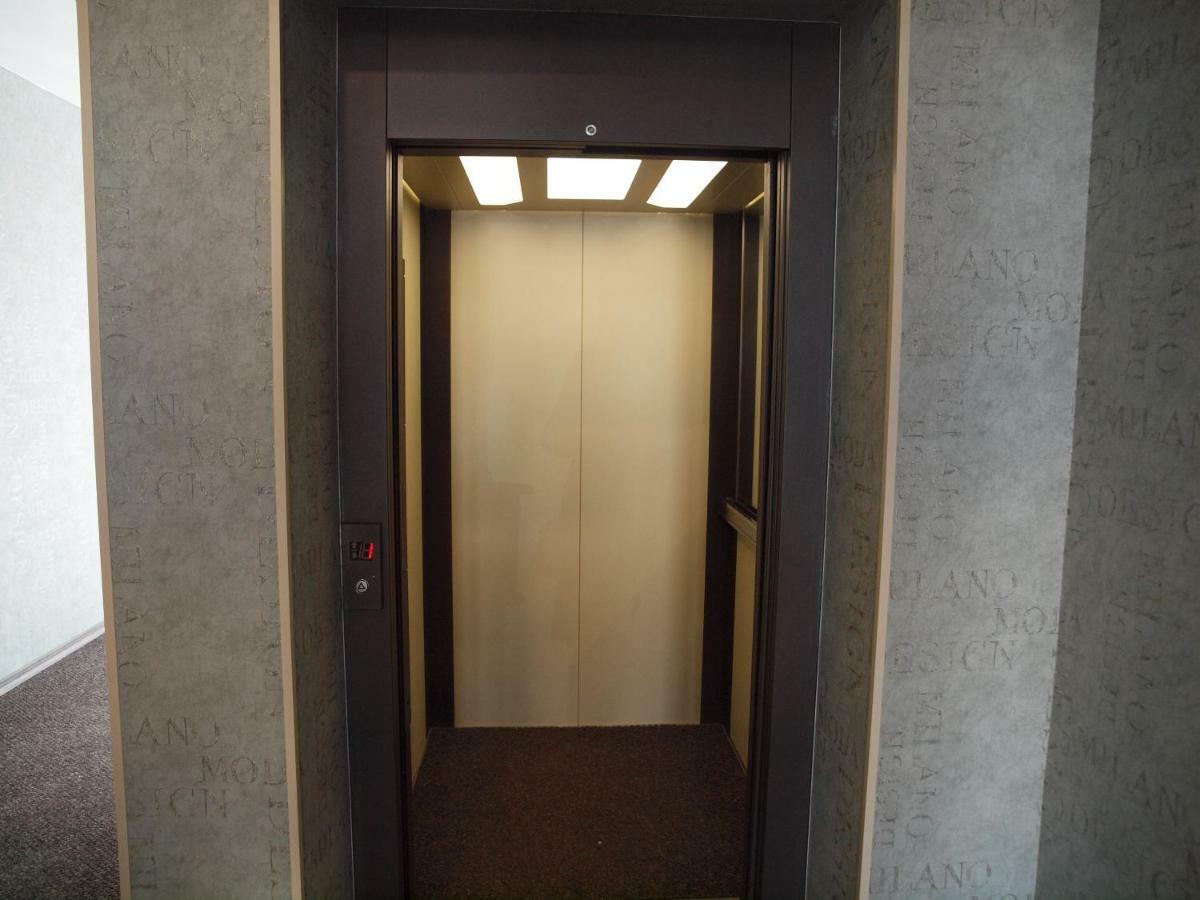 City Westa Hotel Рига Екстериор снимка