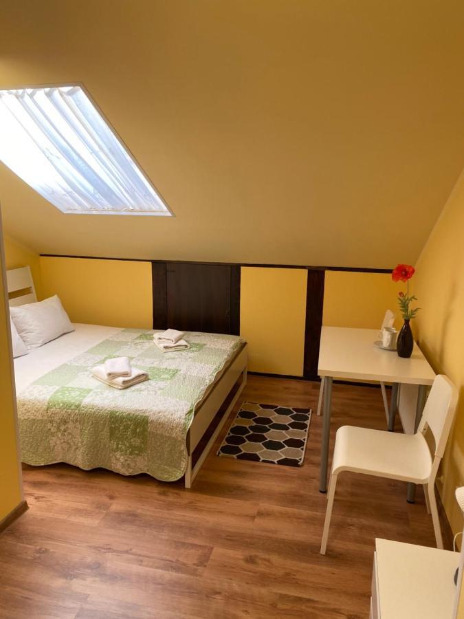 City Westa Hotel Рига Екстериор снимка